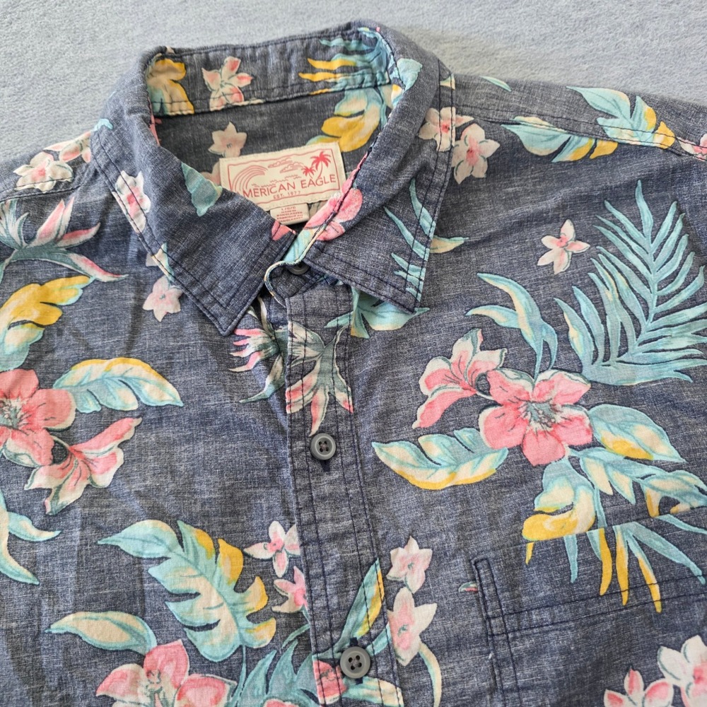 American Eagle Mens Large Tropical Floral Short Sleeve Button Down Shirt Navy